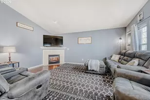 20520 NE Shore View Dr, Fairview, OR 97024 - Photo 7