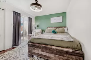 20520 NE Shore View Dr, Fairview, OR 97024 - Photo 21