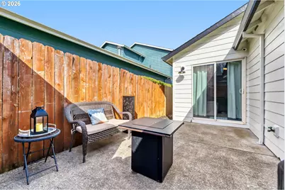 20520 NE Shore View Dr, Fairview, OR 97024 - Photo 23