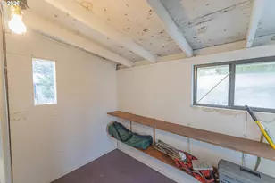 8305 Stark St, Rockaway Beach, OR 97136 - Photo 17