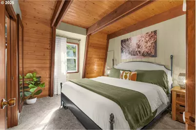 21760 E Tree Swallow Ln, Mount Hood Village, OR 97049 - Photo 25