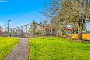 20464 SW Rosa Dr, Beaverton, OR 97078 - Photo 31