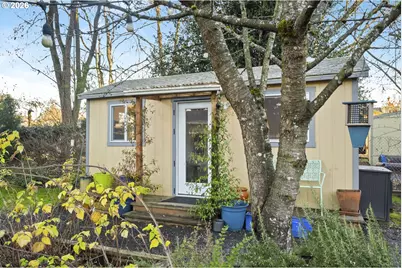 9156 N Pier Park Pl, Portland, OR 97203 - Photo 41