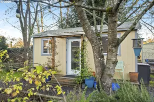 9156 N Pier Park Pl, Portland, OR 97203 - Photo 41