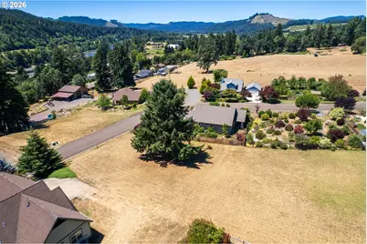 335 Edgeview Dr, Elkton, OR 97436 - Photo 5