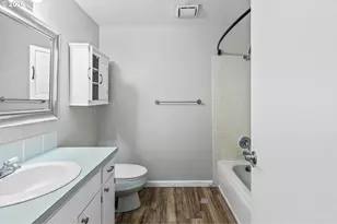 10117 NE 14th Cir, Vancouver, WA 98664 - Photo 17