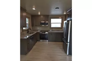 9604 SE Stanley Ave, Milwaukie, OR 97222 - Photo 11