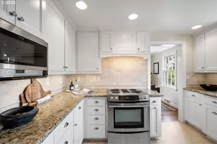 158 W 21st Ave, Eugene, OR 97405 - Photo 9