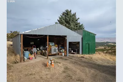 4255 Pleasant Ridge Rd, The Dalles, OR 97058 - Photo 9