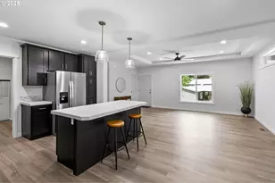 92683 Two Lks Ln, Blachly, OR 97412 - Photo 7