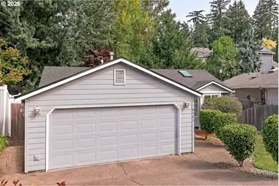 4721 SW Brugger St, Portland, OR 97219 - Photo 35