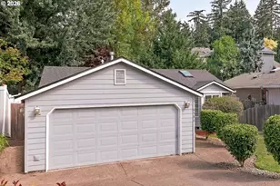 4721 SW Brugger St, Portland, OR 97219 - Photo 35