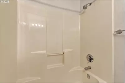 4721 SW Brugger St, Portland, OR 97219 - Photo 23