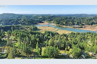 62356 Olive Barber Rd, Coos Bay, OR 97420 - Photo 3