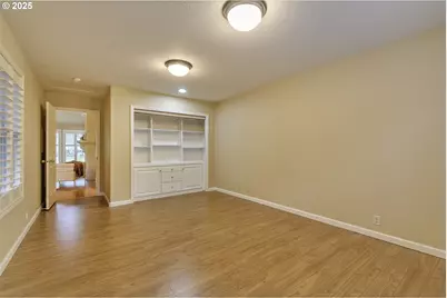 32209 SW Lake Dr, Wilsonville, OR 97070 - Photo 25