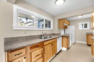 812 Jefferson St, Oregon City, OR 97045 - Photo 17