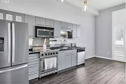 12600 SW Crescent St #420, Beaverton, OR 97005 - Photo 7