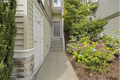 15430 SW Sparrow Loop #105, Beaverton, OR 97007 - Photo 3