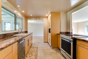 529 Antelope Way, Eugene, OR 97401 - Photo 11