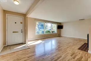 529 Antelope Way, Eugene, OR 97401 - Photo 3