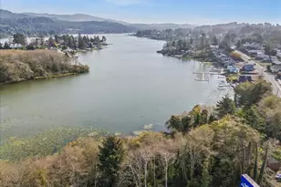 1906 NE 69th St, Lincoln City, OR 97367 - Photo 29