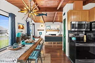 1906 NE 69th St, Lincoln City, OR 97367 - Photo 9