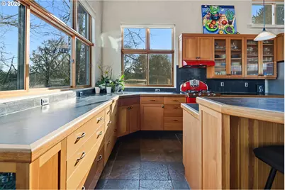 13537 Fielding Rd, Lake Oswego, OR 97034 - Photo 17