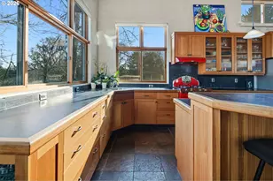 13537 Fielding Rd, Lake Oswego, OR 97034 - Photo 15