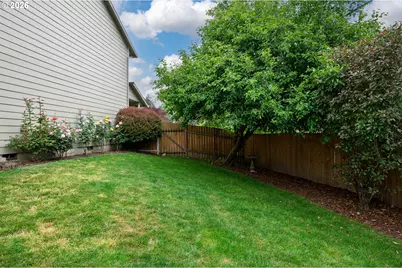 11240 SE Cranberry Loop, Clackamas, OR 97015 - Photo 31