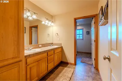 15580 S Mason Heights Dr, Oregon City, OR 97045 - Photo 33