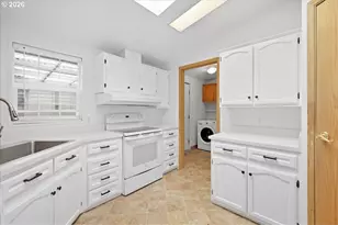 385 SE Anchor Ave, Depoe Bay, OR 97341 - Photo 9