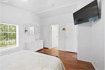385 SE Anchor Ave, Depoe Bay, OR 97341 - Photo 19