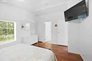 385 SE Anchor Ave, Depoe Bay, OR 97341 - Photo 19