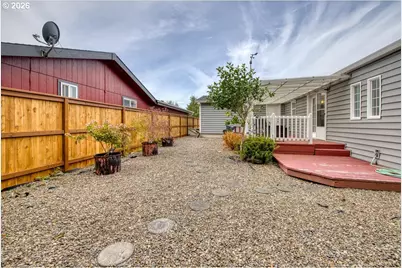 385 SE Anchor Ave, Depoe Bay, OR 97341 - Photo 35