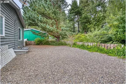 385 SE Anchor Ave, Depoe Bay, OR 97341 - Photo 37