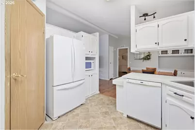 385 SE Anchor Ave, Depoe Bay, OR 97341 - Photo 11