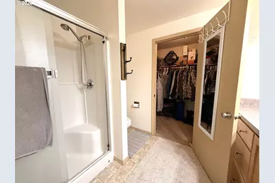 11510 Tiller Trail Hwy, Days Creek, OR 97429 - Photo 15