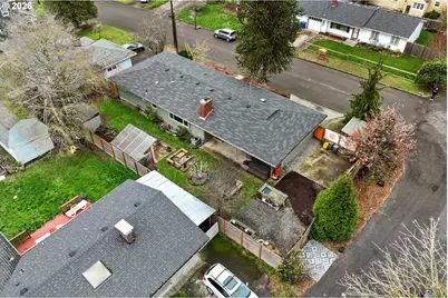 10644 NE Russell Ct, Portland, OR 97220 - Photo 45