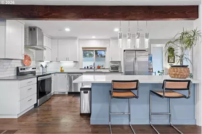 10644 NE Russell Ct, Portland, OR 97220 - Photo 11