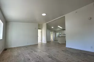 105 Columbia Ave, Wishram, WA 98673 - Photo 13