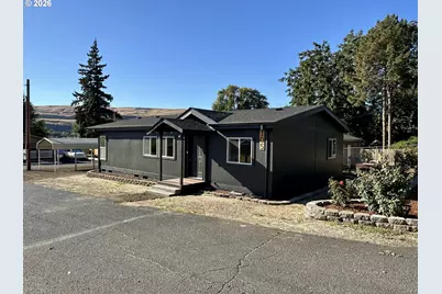 105 Columbia Ave, Wishram, WA 98673 - Photo 1