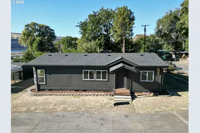 105 Columbia Ave, Wishram, WA 98673 - Photo 11