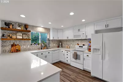 1265 Laurel St, Florence, OR 97439 - Photo 11