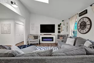 1265 Laurel St, Florence, OR 97439 - Photo 9