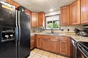 1842 Laveta Ln, Eugene, OR 97402 - Photo 9