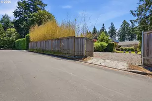 10495 SW Melnore St, Portland, OR 97225 - Photo 41