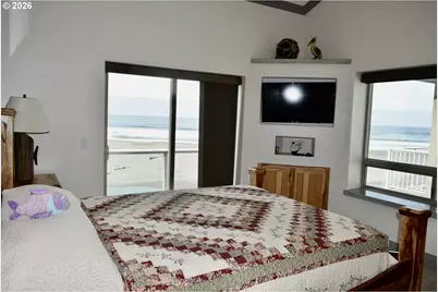 28978 Vizcaino Ct, Gold Beach, OR 97444 - Photo 31
