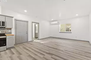 2104 True Ave, La Grande, OR 97850 - Photo 5