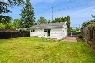 9007 N Curtis Ave, Portland, OR 97217 - Photo 11
