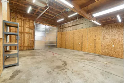 7805 N Hereford Ave, Portland, OR 97203 - Photo 41